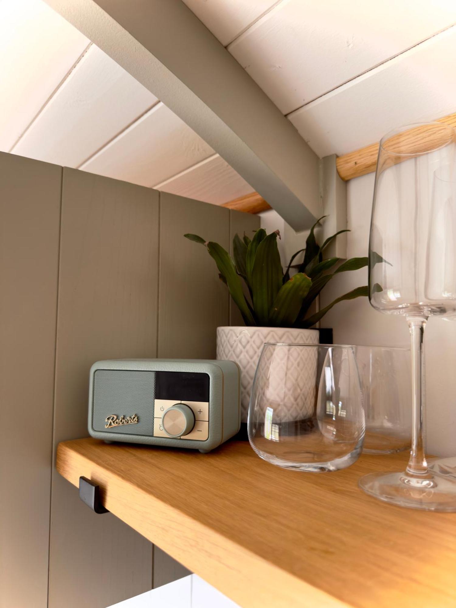 Farm stay Private And Peaceful In A Luxury Shepherds Hut Near *
