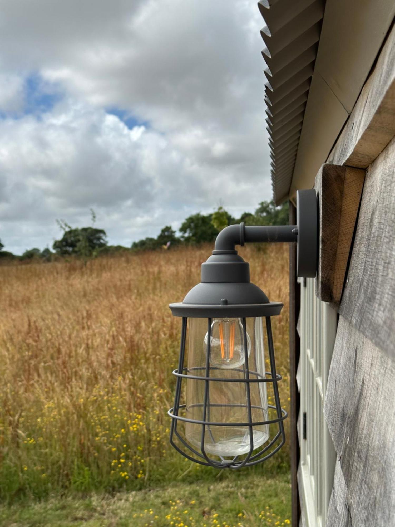 Farm stay Private And Peaceful In A Luxury Shepherds Hut Near