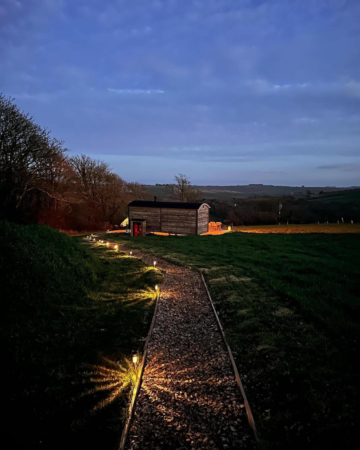 Private And Peaceful In A Luxury Shepherds Hut Near Truro
