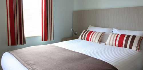 County Arms 4*