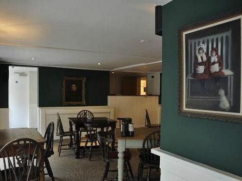 The Barley Sheaf Hotel
