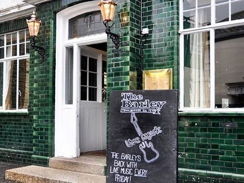 The Barley Sheaf 3*