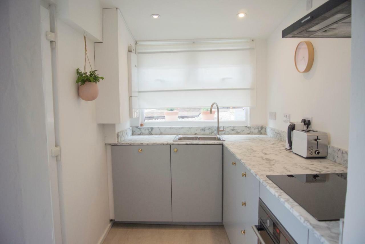 Cornish - Centre Holiday home *