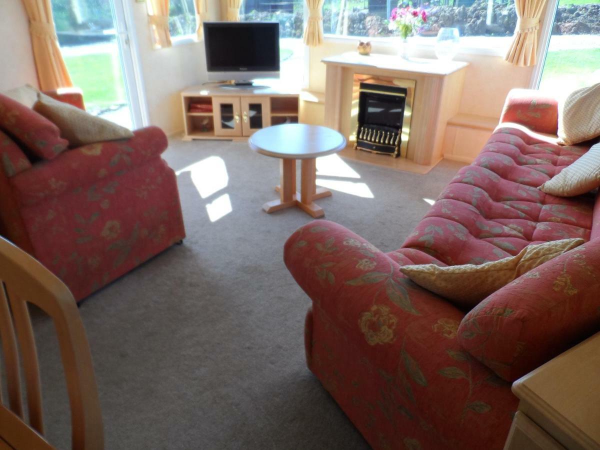 Luxury Mobile Near Perranporth Situated On A Quiet Farm *