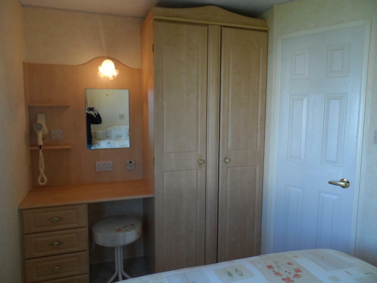 Luxury Mobile Near Perranporth Situated On A Quiet Farm *