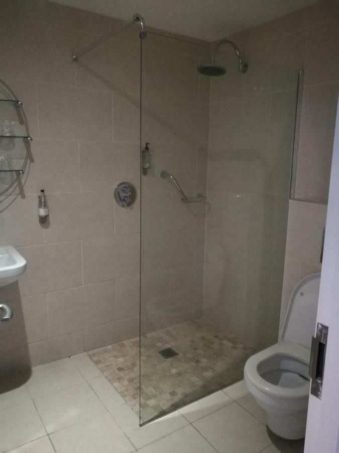 Barley Sheaf, Old Bridge Street En Rooms, Only Inn
