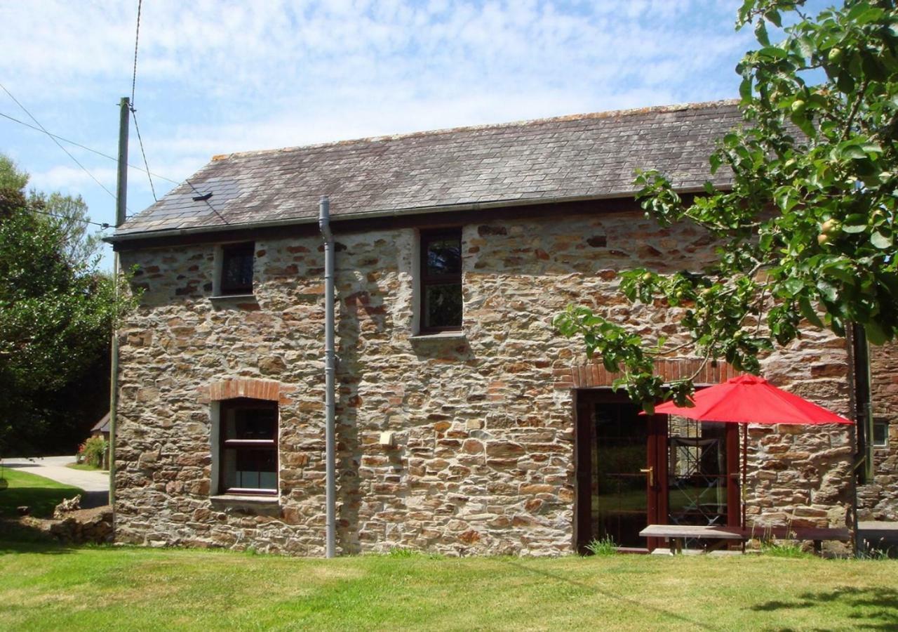 Callestock Courtyard * Truro
