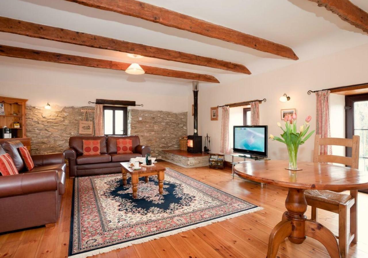 Holiday home Callestock Courtyard *