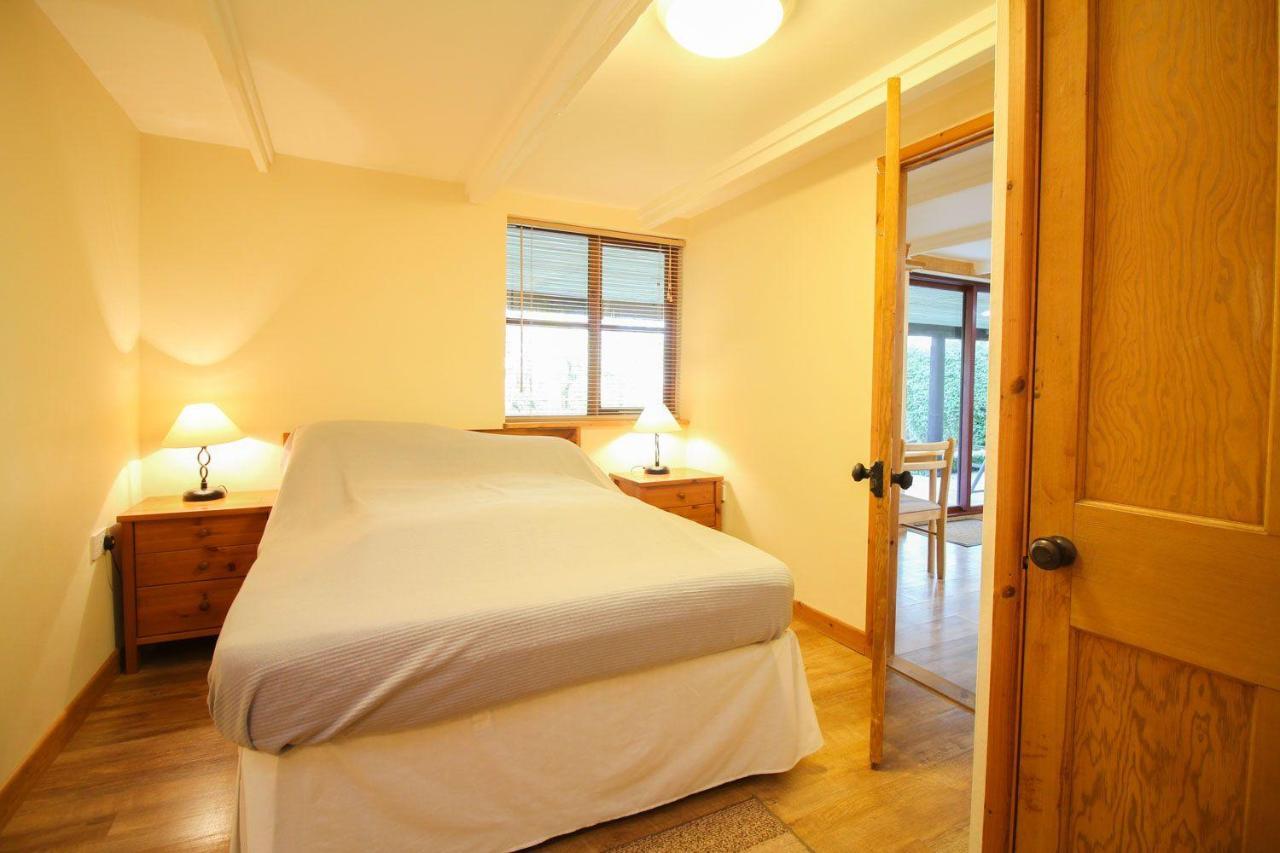 Holiday home Demelza *