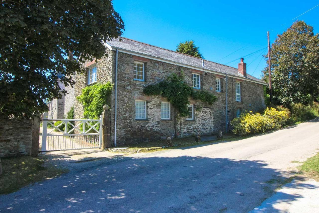 Holiday home Little Crugsillick
