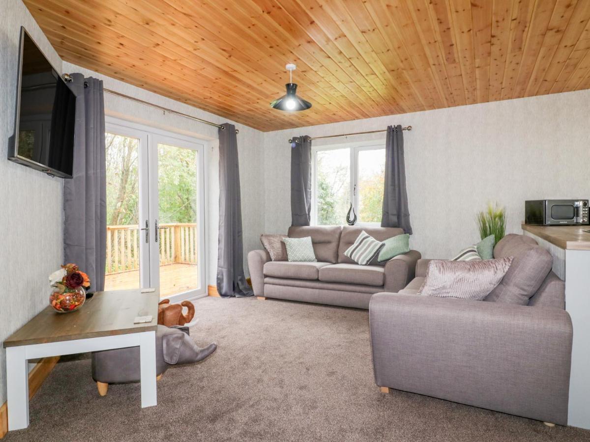 Holiday home Three *