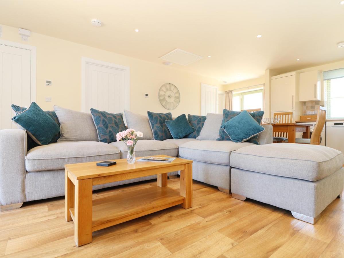 Elm Holiday home Truro